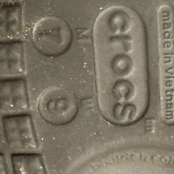 Crocs!Crocs! Crocs! leaf - Picture 4 of 4